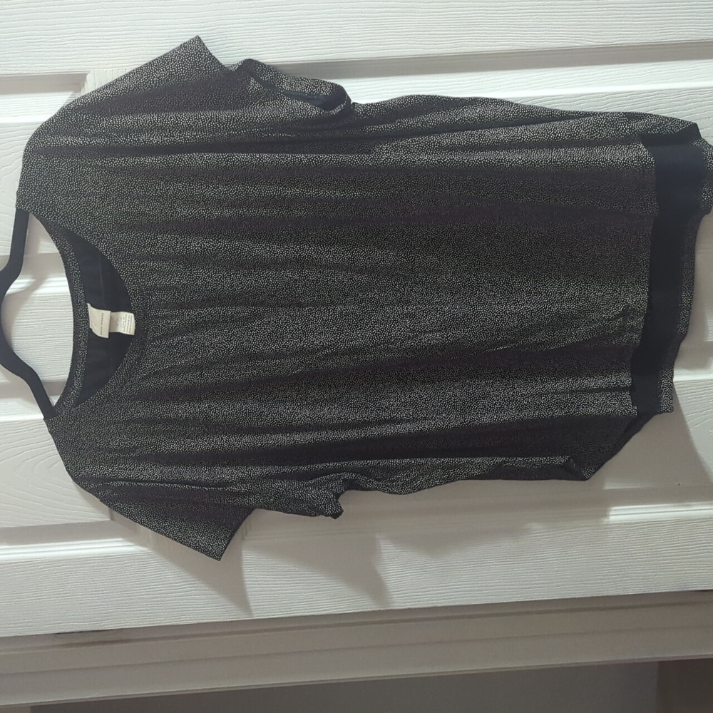 H&M Basic tee with round hem